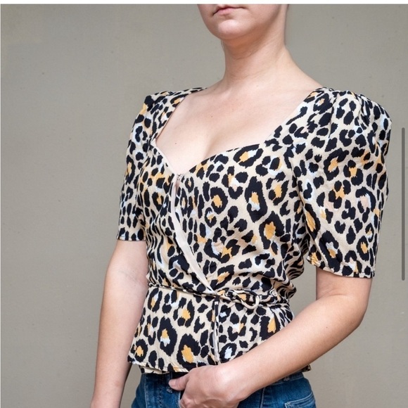 Leopard wraparound top - Picture 6 of 7